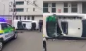 Accident matinal în capitală: o mașină s-a răsturnat după ce s-a lovit într-un pilon de electricitate. Ce spune poliția - FOTO/VIDEO