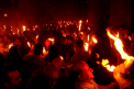HRISTOS A INVIAT. Lumina sfanta de la Ierusalim a ajuns in casele moldovenilor