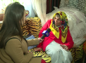 O fosta profesoara, purtata prin judecati la 71 de ani. A ramas fara casa dupa ce a donat-o unei familii care in loc de grija, o bate, spune ea - VIDEO