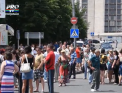 Miting anti-razboi la Donetk. Nemultumiti de incalcarea acordului de pace de la Minsk, sute de oameni au protestat cerand incetarea luptelor - VIDEO