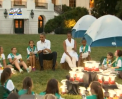 Vizita la Casa Alba: Un grup de fete au innoptat acasa la presedinte. Cum s-au distrat toti - VIDEO