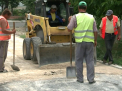 Tehnologie internationala si drum ca in Europa. Muncitorii: Strada Vasile Alecsandri, nou-nouta dupa reparatii - VIDEO