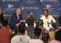 Premiera MONDIALA pentru un copil: I-au fost TRANSPLANTATE ambele maini. Cum si-a recapatat dreptul la o viata normala baietelul din SUA - VIDEO
