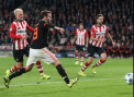 Debut de cosmar pentru Shaw: Fundasul echipei Manchester United a suferit o dubla fractura la piciorul drept - VIDEO