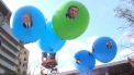 FOTO - "Davai, do svidania!". Protestatarii au lansat in aer baloane pe care erau imprimate chipurile liderilor coalitiei de guvernare: "Uletai, Filea!"