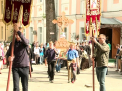 Drumul Crucii: Zeci de tineri credinciosi au pornit in cel de-al 8-lea pelerinaj al tinerilor - VIDEO