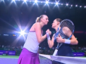 Radwanska a dat peste cap toate pronosticurile si a castigat pentru prima oara Turneul Campioanelor. Intre timp, Federer a triumfat pentru a saptea oara la turneul ATP de la Basel - VIDEO
