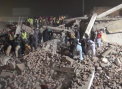 O fabrica s-a prabusit in Pakistan. 18 persoane si-au pierdut viata, iar peste 100 au fost ranite - VIDEO