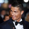 Seara lui Cristiano Ronaldo! Starul Realului a stralucit pe covorul rosu de la Londra: Si-a lansat filmul biografic - VIDEO
