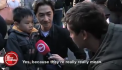 Atentatele de la Paris. Dialog emotionant dintre tata si fiu: FLORILE vs ARMELE. Interviul care a zdrobit inima internetului - VIDEO