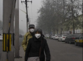 Poluare grava in China. La Beijing oamenii se sufoca din cauza smogulu: "Daca in cativa ani situatia nu se va schimba, ne vom gandi sa plecam" - VIDEO