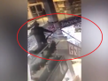 Un barbat a murit dupa ce a cazut de pe scara rulanta dintr-un mall. Imaginile surprinse intr-un oras din Rusia - VIDEO