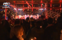 Clipe de magie pe stadionul unei echipe germane de fotbal: Aproape 30.000 de fani s-au adunat pentru a canta colinde - VIDEO
