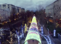 Moscovitii au parte de cele mai frumoase decoratiuni de Craciun din ultimii ani. Strazile principale au fost iluminate si decorate cu mii de ghirlande - VIDEO
