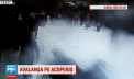 Ingropate de zapada cazuta de pe acoperis. Scenele de cosmar surprinse de camerele de supraveghere - VIDEO