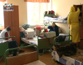 Gerul, o adevarata incercare pentru oamenii strazii. Multi dintre ei sunt adusi fie de politisti, fie de medici la centrul de gazduire pentru persoanele fara domiciliu din capitala - VIDEO