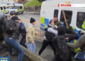 Protest violent in Marea Britanie. Sute de oameni au manifestat in orasul Dover pentru a cere ca imigrantii sa nu ajunga in tara lor, iar altii ca sa-i sustinta pe refugiati - VIDEO