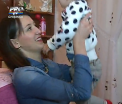 Dragostea de mama poate face minuni. O tanara bolnava de leucemie a nascut un copil perfect sanatos, desi medicii i-au spus ca nu are voie sa ramana insarcinata. Timp de 7 luni ea a ascuns sarcina - VIDEO