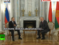 Gafa a presedintelui Belarusului. Lukasenko i s-a adresat lui Vladimir Putin cu numele premierului rus, Dmitri Medvedev. Liderul de la Kremlin a reactionat cu umor - VIDEO