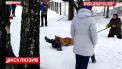 Scene de groaza intr-o gradina ZOO din Rusia. Momentul in care un copil este atacat de un leu - VIDEO