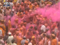 Festival colorat in India. Mii de hindusi au sarbatorit venirea primaverii si s-au "batut" in culori - VIDEO