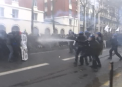 Turnul Eiffel, inchis pentru vizitatori din cauza unui protest violent din Paris. Francezii sunt nemultumiti de modificarile la Codul Muncii - VIDEO
