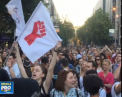 Macedonia se afunda in PROTESTE. Mii de oameni au iesit si aseara in strada, fiind nemultumiti de decizia presedintelui de a amnistia 56 de politicieni, implicati intr-un scandal privind interceptarile ilegale - VIDEO
