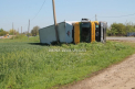 Un TIR cu numere de inmatriculare moldovenesti s-a rasturnat pe un drum din Romania - GALERIE FOTO