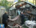 Un incendiu cumplit i-a lasat fara tot ce au agonisit o viata intreaga. Cosmarul a doi soti din capitala care au ramas pe drumuri dupa ce le-a ars casa - VIDEO