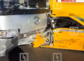 Un autobuz de pasageri s-a lovit violent de doua vehicule la Mosocva. O femeie a murit - VIDEO