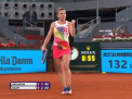 Simona Halep e din nou in forma. Romanca a castigat turneul de la Madrid dupa ce si-a invins adversara in doua seturi, scor 6 la 2, 6 la 4 - VIDEO