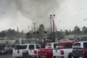Tornadele continua sa le aduca probleme americanilor din centrul si sudul continentului: zeci de locuinte au fost distruse - VIDEO