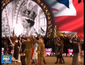 Regina Marii Britanii, sarbatorita printr-un spectacol cu peste 1500 de artisti si dansatori, dar si 900 de calareti - VIDEO 