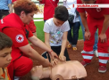 Mii de persoane din Romania au invatat cum sa acorde primul ajutor.   La eveniment au fost prezenti si reprezentantii Guinness Book - VIDEO