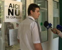 Emotii pentru absolventi. Astazi sustin proba la limba de instruire: "Fac din tantar armasar". Vezi elevii care au intarziat si cum s-au scuzat - VIDEO