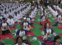Yoga in masa: Oamenii au meditat si au uitat de probleme - VIDEO