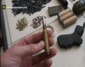 Prinsi cu arme fara acte de provenienta. Doi barbati risca amenda de pana la 12 mii de lei sau inchisoare pentru ca ar fi tinut ilegal arme si munitii - VIDEO