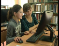 (P) Biblioteca nu mai este acel spatiu silentios. De ani buni proiectul Novateca aduce schimbari majore si zambete pe chipul mai multor copii, maturi dar si batrani - VIDEO