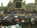 Premierul britanic, David Cameron, regreta rezultatul referendumului. Mii de englezi au protestat ieri in centrul Londrei, sperand ca vor schimba situatia - VIDEO