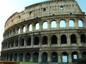 "Noua fata" a Colosseumului. Sistemul prin care restauratorii au curatat impunatorul obiectiv turistic din Roma - VIDEO