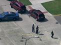 Tragedie intr-un tribunal din statul american Michigan. Doi executori judecatoresti au fost ucisi, iar un ofiter a fost ranit, dupa ce un detinut a reusit sa sustraga arma politistului si sa deschida focul - VIDEO