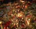 Flori si lumanari in memoria oamenilor decedati in urma tragicului accident feroviar din Italia - VIDEO