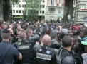 Vasta operatiune de evacuare a imigrantilor la Paris. Peste 2600 de refugiati au fost mutati dintr-o tabara improvizata din nordul capitalei franceze - VIDEO