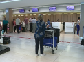 Starea de urgenta din Turcia nu-i impiedica pe moldoveni sa plece la odihna acolo. Unii merg in vacanta cu frica in san, iar altii cred ca ceea ce se intampla in Turcia nu-i va afecta - VIDEO