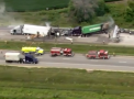 Grav accident in statul american Illinois. Doua persoane au murit, dupa ce patru camioane si un automobil au fost implicate in carambol - VIDEO