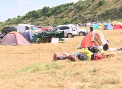 Distractie, voie buna si mancare pe saturate! Zeci de oameni toropiti de caldura s-au mutat pe malul Rautului pentru a se distra la traditionalul festival, Gustar - VIDEO