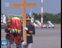 Zi de doliu si rugaciuni la Castelul Peles, unde a fost depus trupul neinsufletit al Reginei Ana. Sambata va fi zi de doliu in Romania, dar si in Republica Moldova - VIDEO 