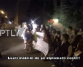 Ambasada Ucrainei de la Moscova, atacata cu oua: "luati mainile de pe diplomatii nostri" - VIDEO