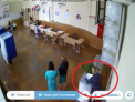Grave incalcari la alegerile din Rusia! Momentul in care o femeie baga mai multe buletine de vot intr-o urna, surprins de camerele de supraveghere - VIDEO