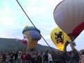 Spectacol inedit pentru iubitorii de adrenalina. 20 de baloane cu aer cald s-au inaltat deasupra pamantului in Romania - VIDEO